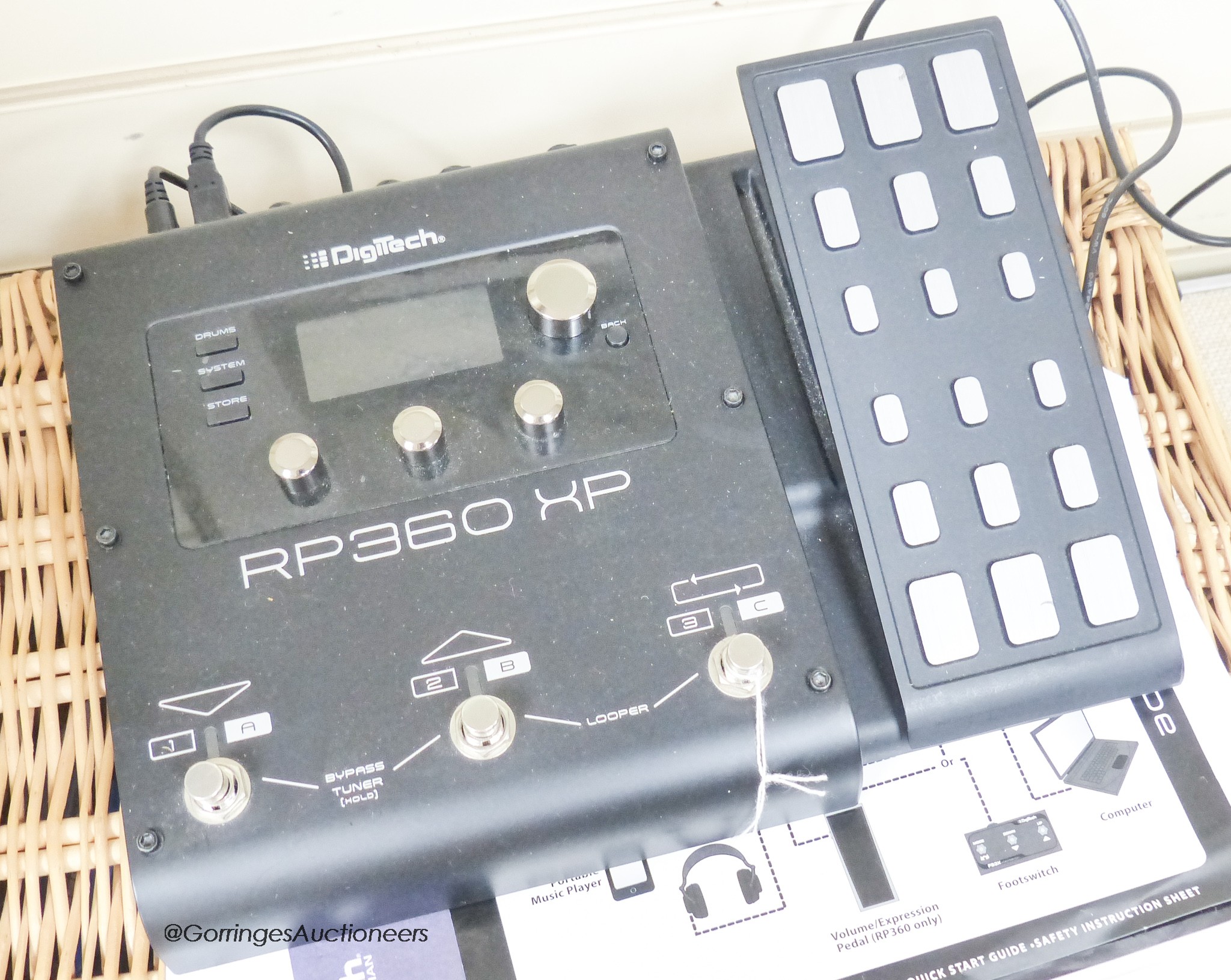 A Digitech RP360 XP multi-effects processor